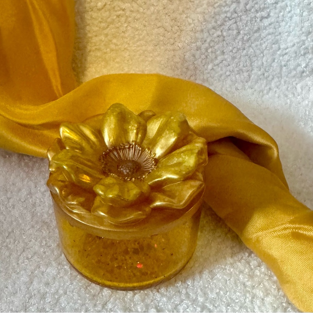 Gold Floral Trinket Hair Accessory Jar - Decorative Hair Storage